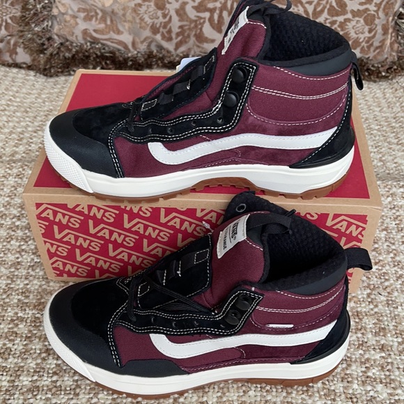 Vans Ultrarange EXO Hi Mte Port Royal/MarshmallowW - Picture 3 of 16